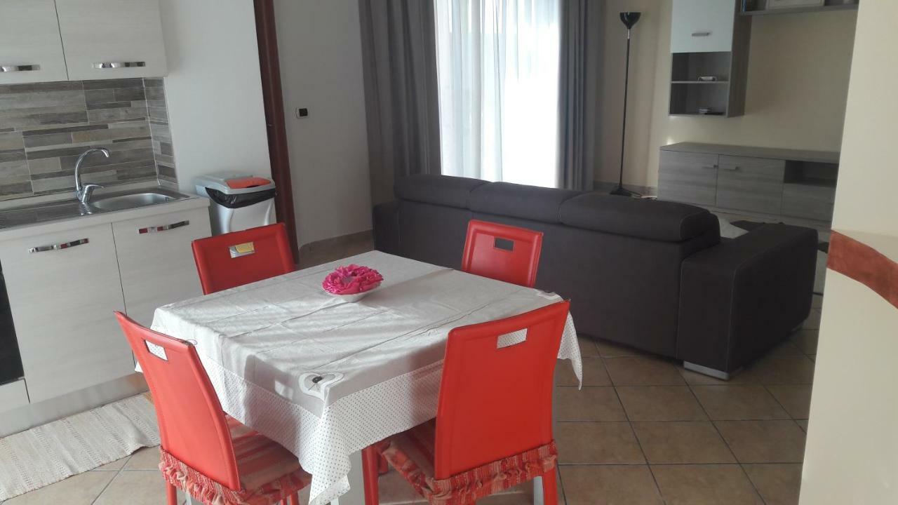 Dolce Casa Sara Villa Collemeto Buitenkant foto