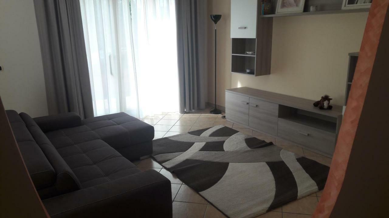 Dolce Casa Sara Villa Collemeto Buitenkant foto